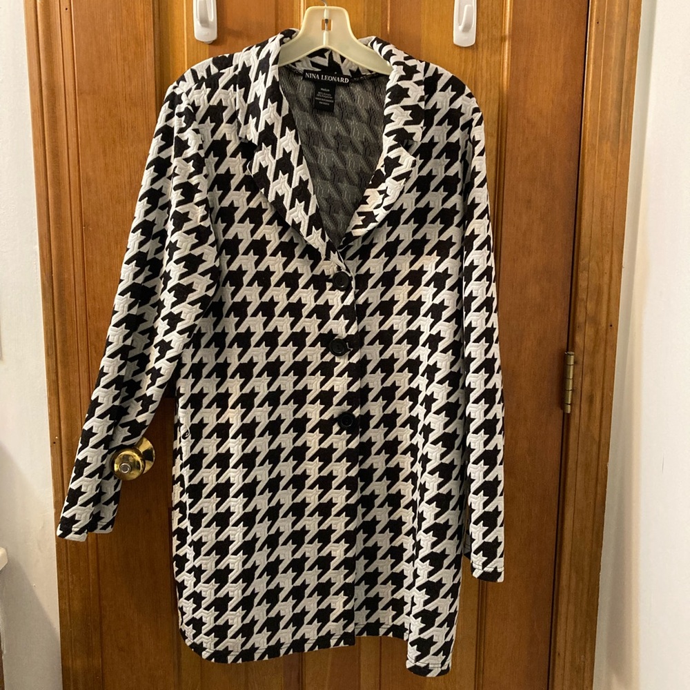 Jacket Size Medium - image 4